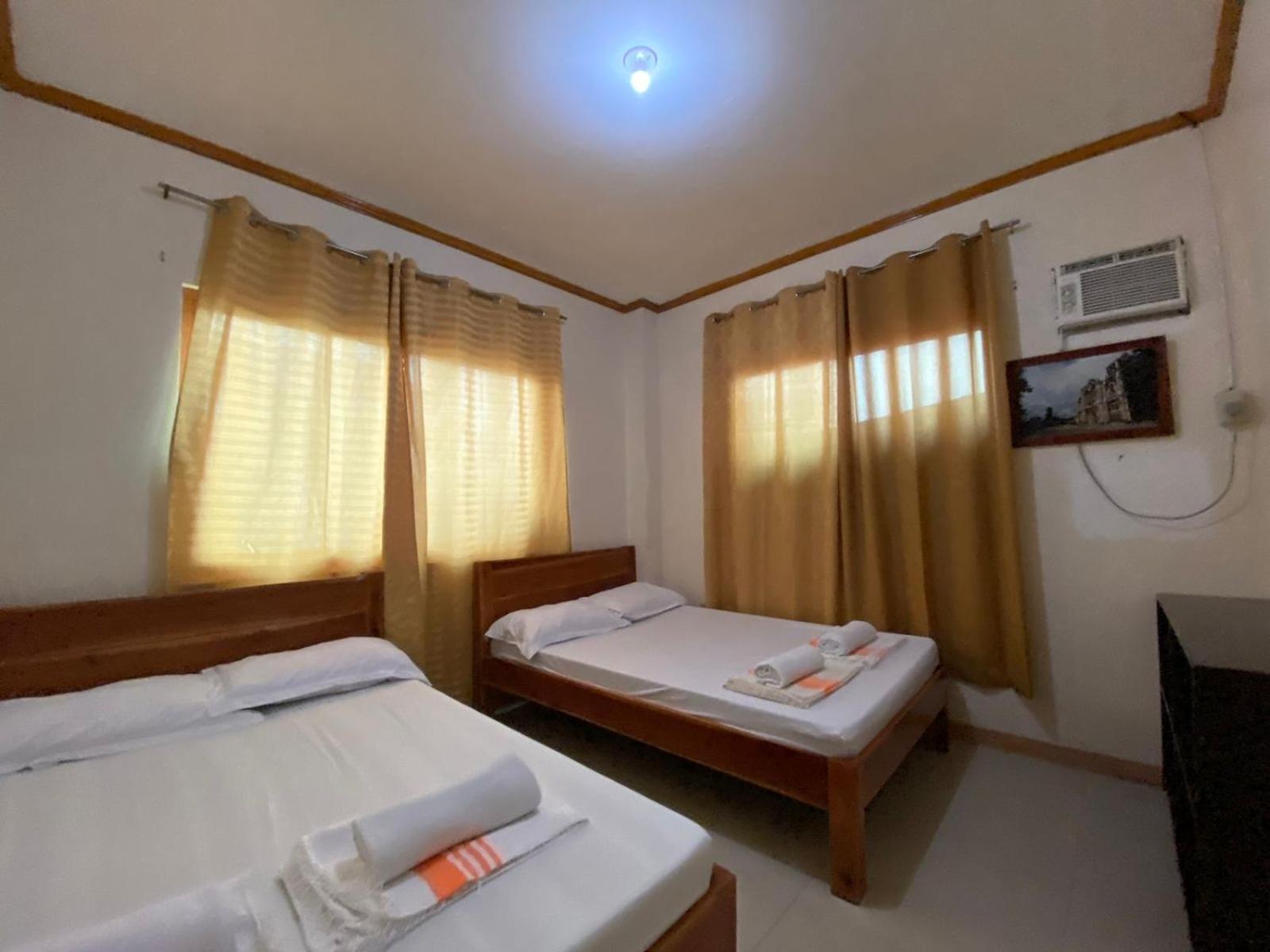 The Orange House - Vigan Villa Bagian luar foto