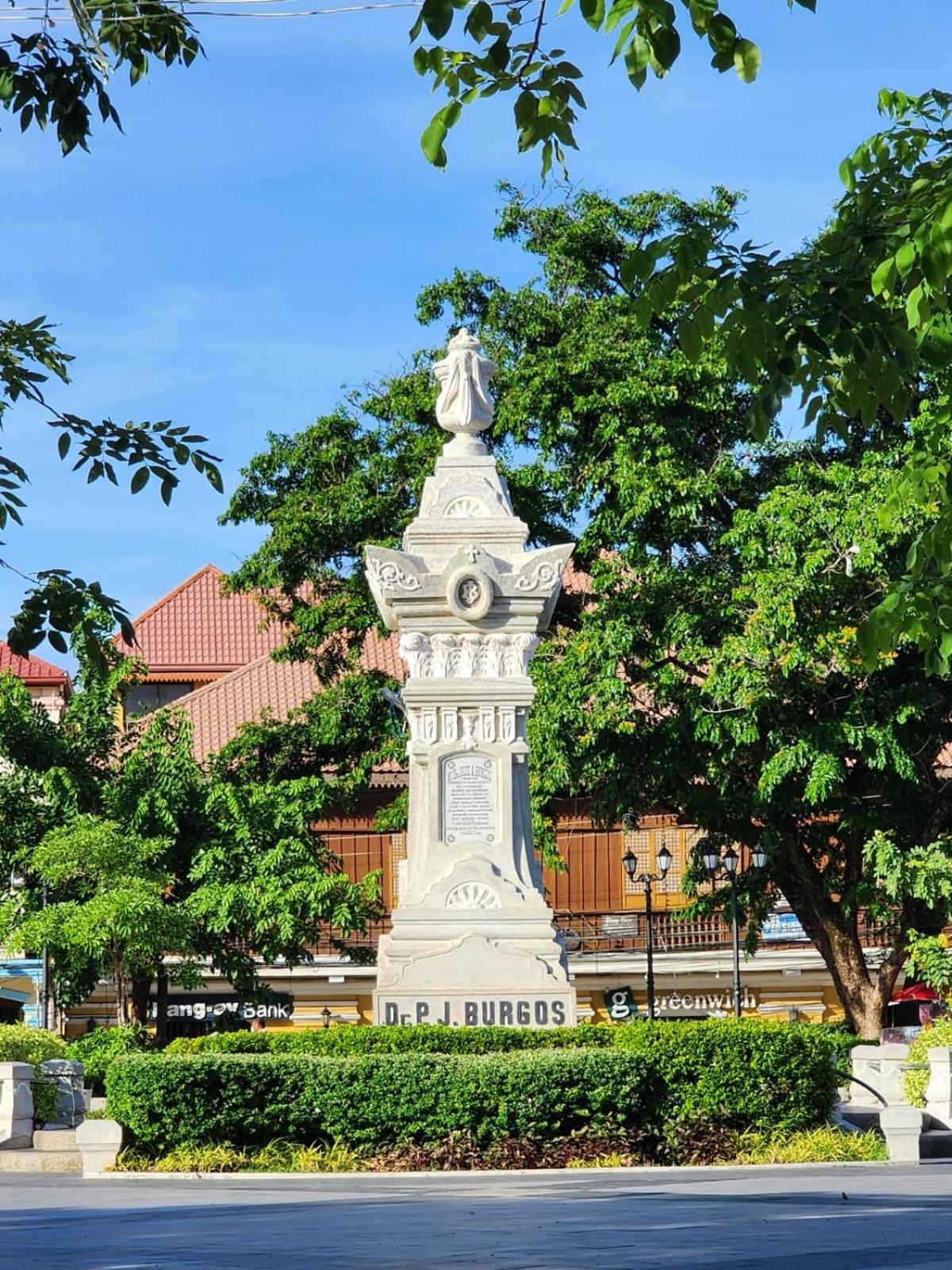The Orange House - Vigan Villa Bagian luar foto